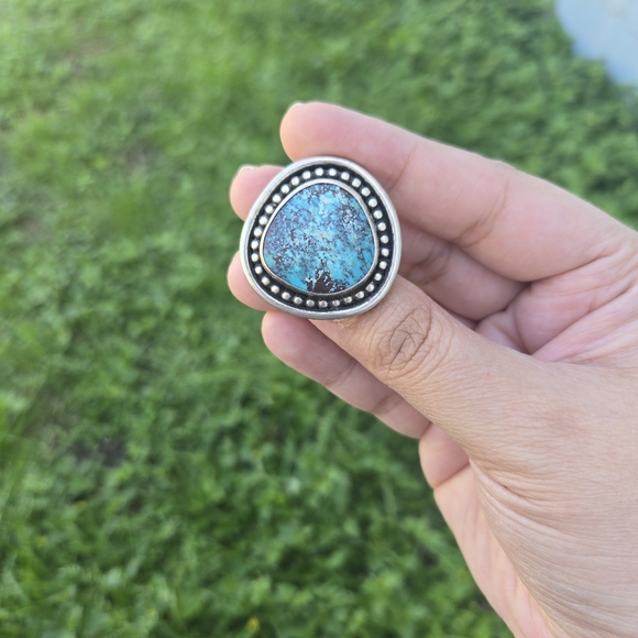 Numi Olive Chinese Redskin Turquoise Sterling Silver Ring - Picture 3 of 5